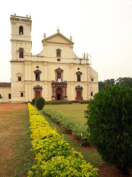 istock Se Cathedral in Old Goa, India 182468150