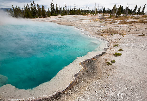 istock Hot Springs in Yellowstone National Park 182469877