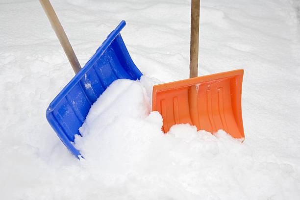 色の雪 - chores outdoors horizontal high contrast ストックフォトと画像