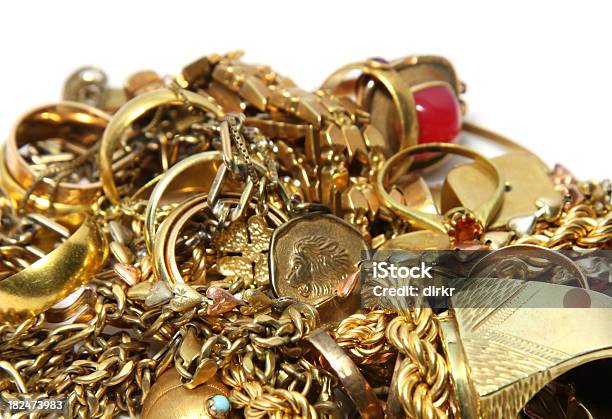 Descarte De Oro Foto de stock y más banco de imágenes de Dorado - Color - Dorado - Color, Oro - Metal, Viejo