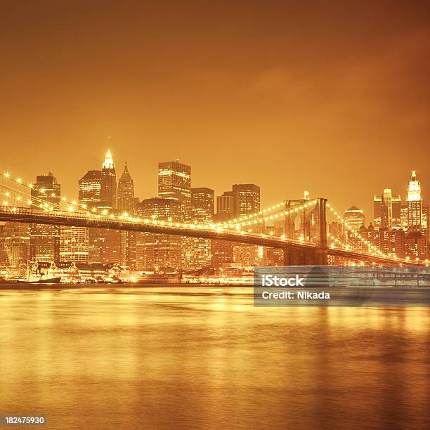 ゴールドのニューヨーク市 - アメリカ合衆国のストックフォトや画像を多数ご用意 - アメリカ合衆国, ウォーターフロント, スクエア