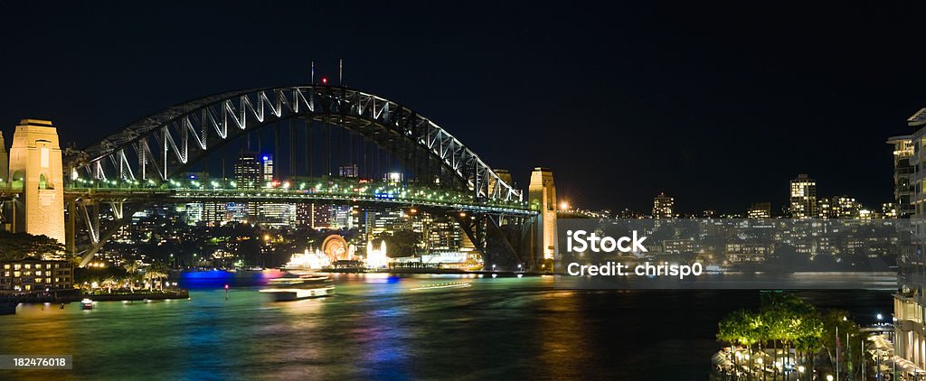 シドニーハーバーの夜 - アーチ橋のロイヤリティフリーストックフォト