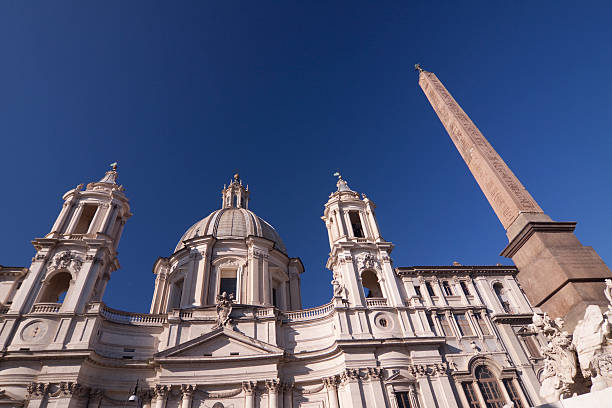 ナヴォーナ広場、ローマ、イタリア - rome piazza navona church roman mythology ストックフォトと画像