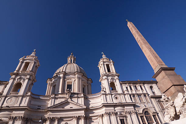 piazza navona, rzym, włochy - rome piazza navona church roman mythology zdjęcia i obrazy z banku zdjęć