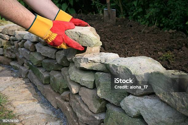 Aufbau Einer Drystone Wall Stockfoto und mehr Bilder von Steinmauer - Steinmauer, Bauen, Baugewerbe