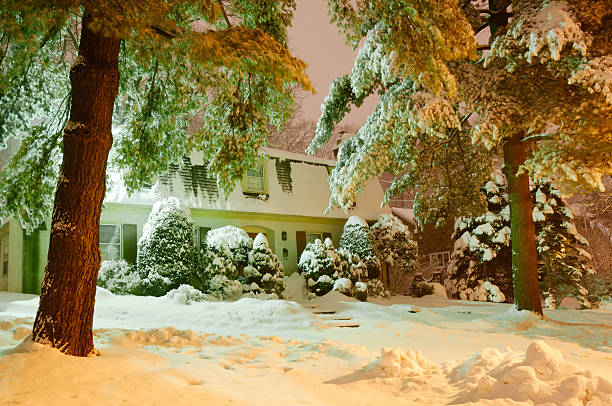 istock Upscale house in Philadelphia suburbs covered with snow 182477185