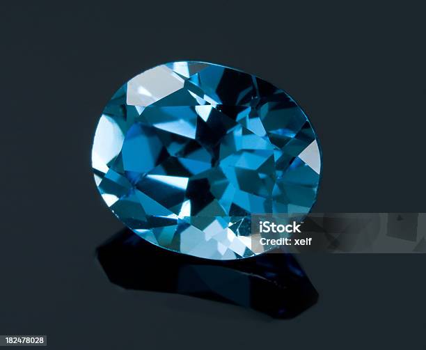 Azul Pedras Preciosas - Fotografias de stock e mais imagens de Azul - Azul, Topázio, Dispendioso