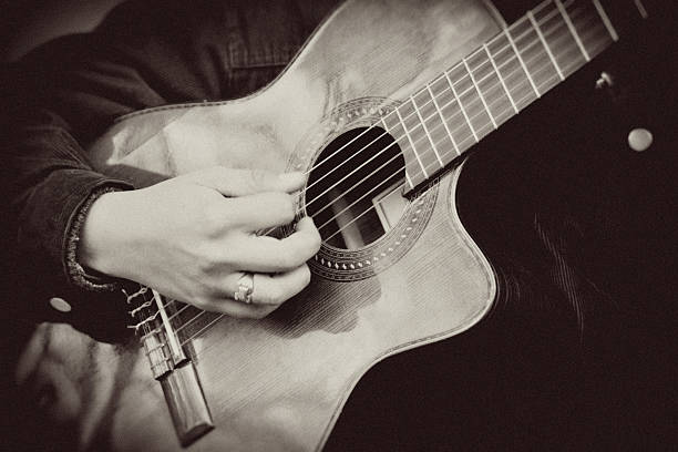 istock Guitar in Black and white 182478284