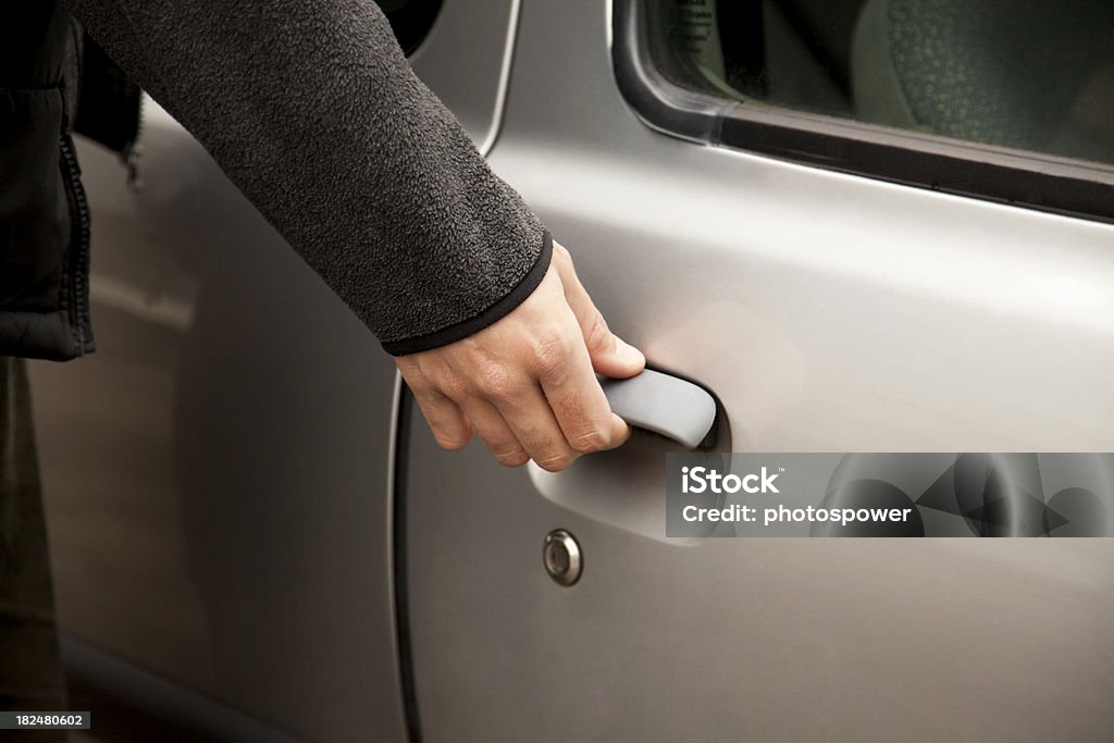 Apertura de puerta de coche - Foto de stock de Abrir libre de derechos