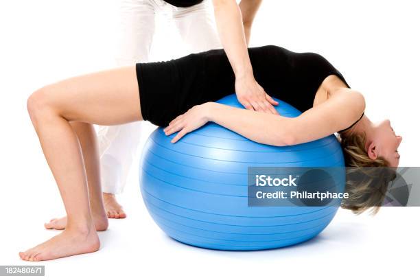 Fisioterapia - Fotografie stock e altre immagini di Adulto - Adulto, Attrezzatura per esercizio fisico, Beautiful Woman