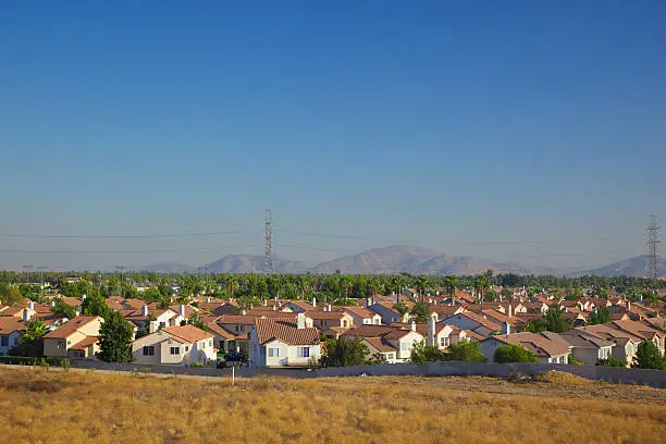 Many cookie cutter homes show the overwhelming San Bernardino County growth as seen from North bound 15