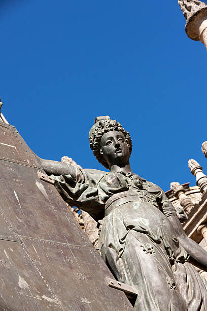 istock El Giraldillo Statue of Faith 182482788