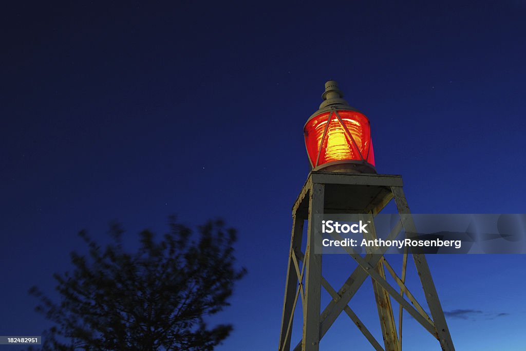 Avisador luminoso rojo - Foto de stock de Azul libre de derechos