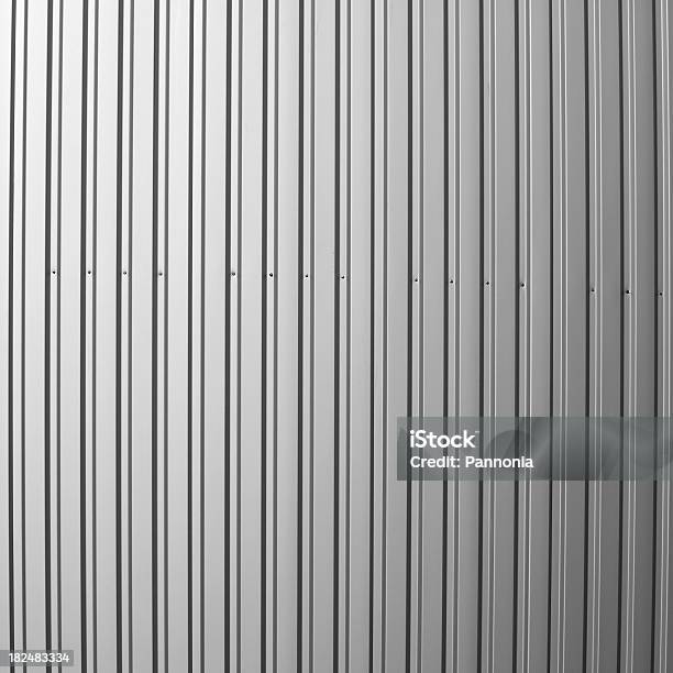 Corrugated Metall Hintergrund Stockfoto und mehr Bilder von Abstrakt - Abstrakt, Aluminium, Architektur