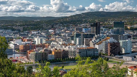 Bjørvika, a new, modern and trendy area of Oslo. Not too long ago, it was an industrial part of the city, a busy dock and a transport interchange.