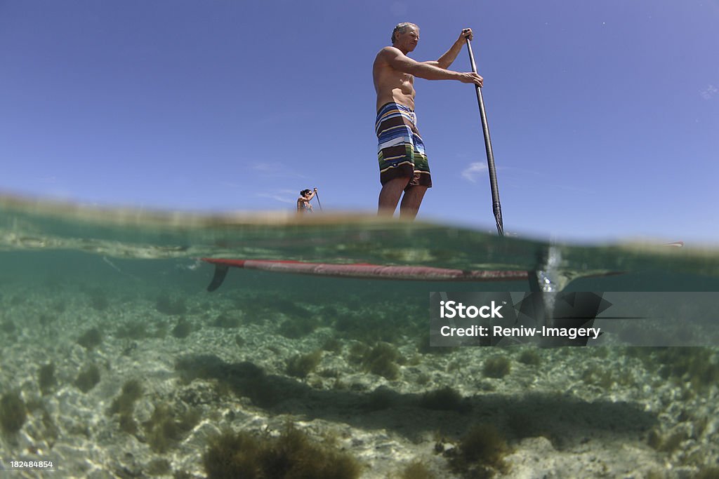 Nueva tendencia de deportes de soporte de remo - Foto de stock de Surf de remo libre de derechos