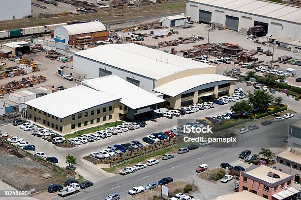 Luftbild Von Industriegebäude Stockfoto und mehr Bilder von Luftaufnahme - Luftaufnahme, Groß, Dach