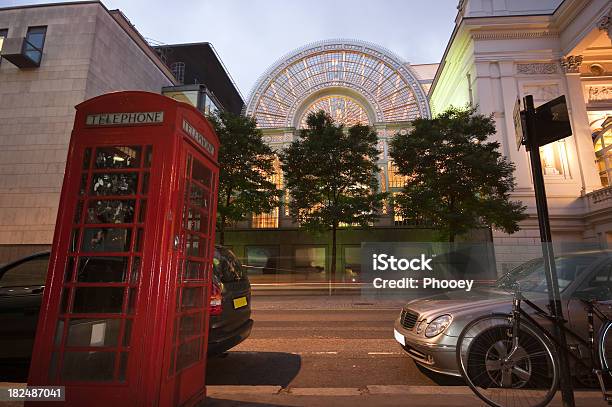 플로럴 홀 런던 알무데나 오페라 하우스 런던-잉글랜드에 대한 스톡 사진 및 기타 이미지 - 런던-잉글랜드, 로열 오페라 하우스-런던, 공중전화 부스