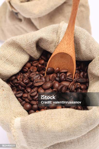 コーヒー豆キャンバスの袋 - コーヒーのストックフォトや画像を多数ご用意 - コーヒー, コーヒー豆, スプーン