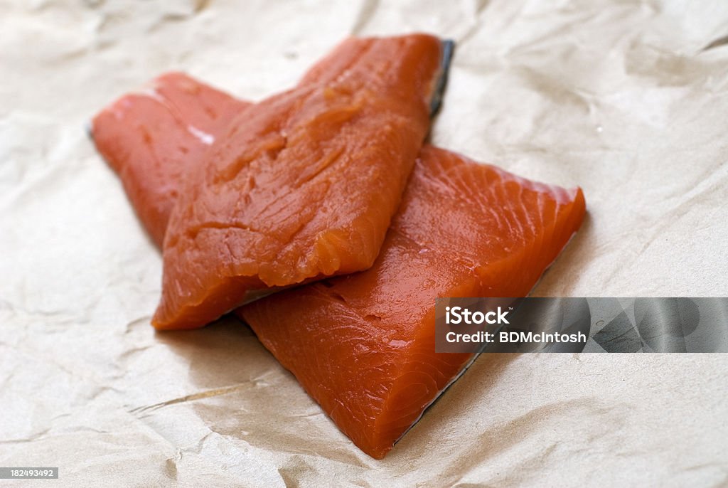 Salmón filetes largos - Foto de stock de Alimento libre de derechos