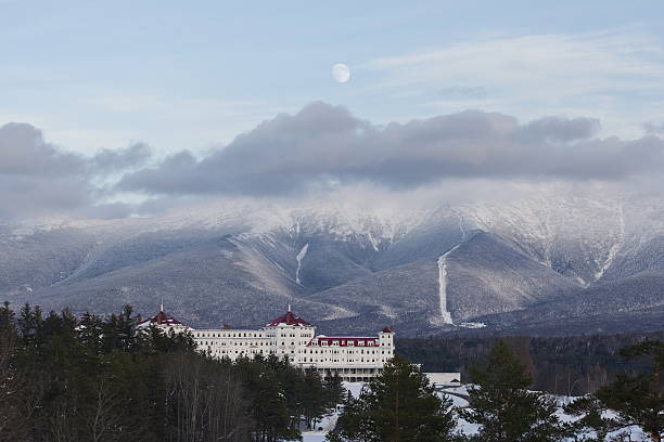 istock Mount Washington Hotel in Winter 182494132