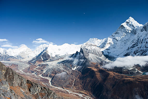 istock Himalayas panorama - Makalu and Ama Dablam 182495810