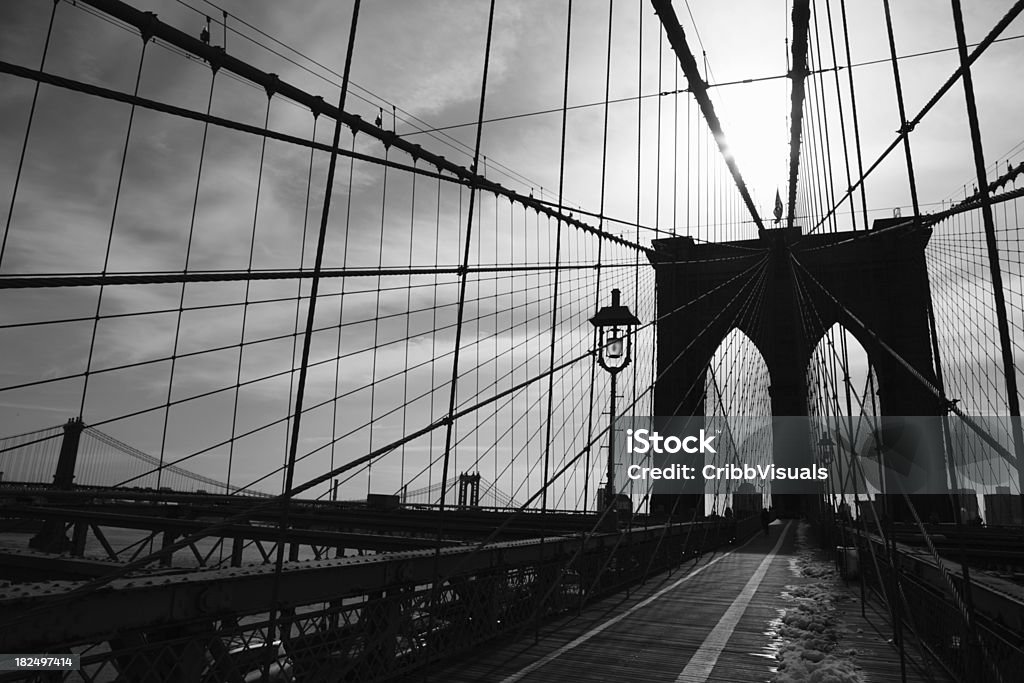 ブルックリン橋日の出 - つり橋のロイヤリティフリーストックフォト