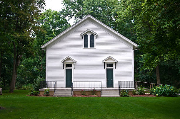 istock Country Church 182497722