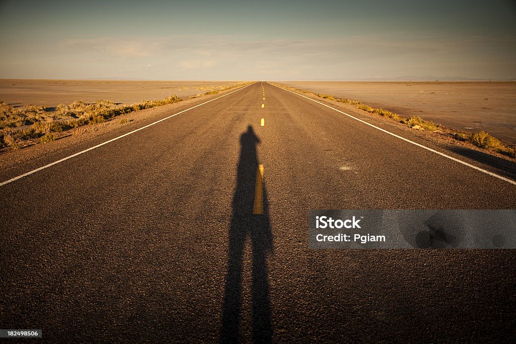 Estrada no Deserto - Foto de stock de Autoestrada royalty-free