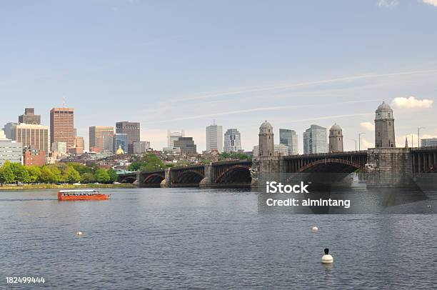 Río Charles Foto de stock y más banco de imágenes de Agua - Agua, Aire libre, Boston - Massachusetts