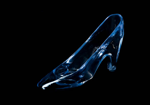istock Glass Slipper on black background 182501716