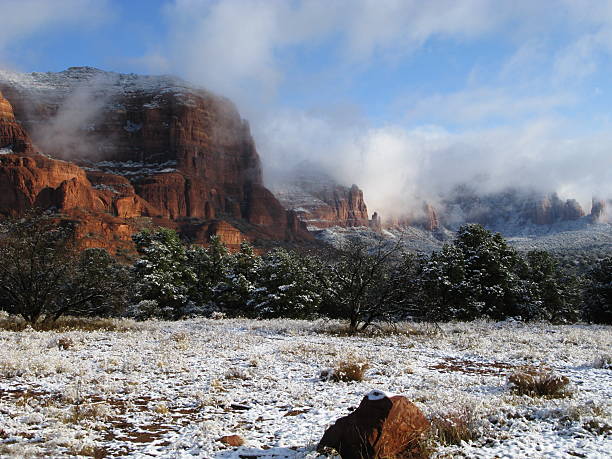 istock Sedona Winter Snow Red Rocks 182502496