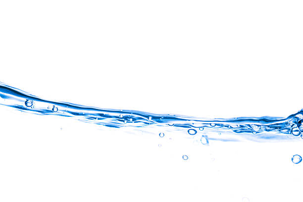 istock line of water 182502719
