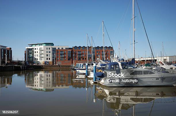 Hull Marina Stock Photo - Download Image Now - Marina, UK, Apartment