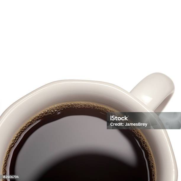 Gorący Czarna Kawa Filiżanki Zbliżenie Na Białym Tle - zdjęcia stockowe i więcej obrazów Bańka