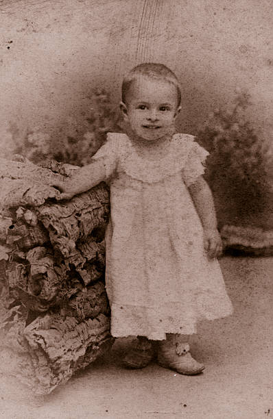istock Female child in 1918 182507499