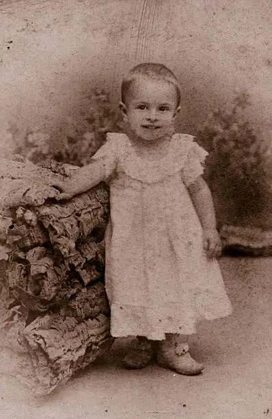 Photo of Female child in 1918