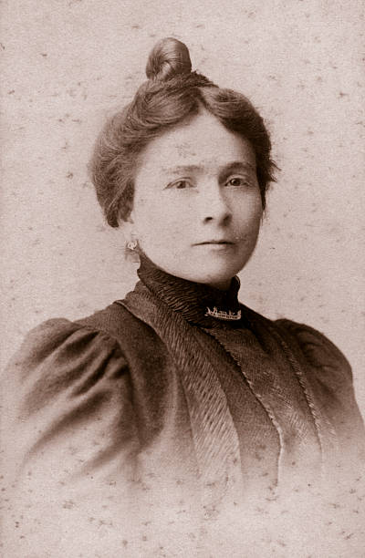 istock Young woman in 1915 182508110