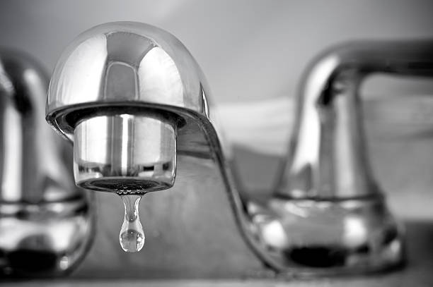 istock The Faucet Drips 182508526