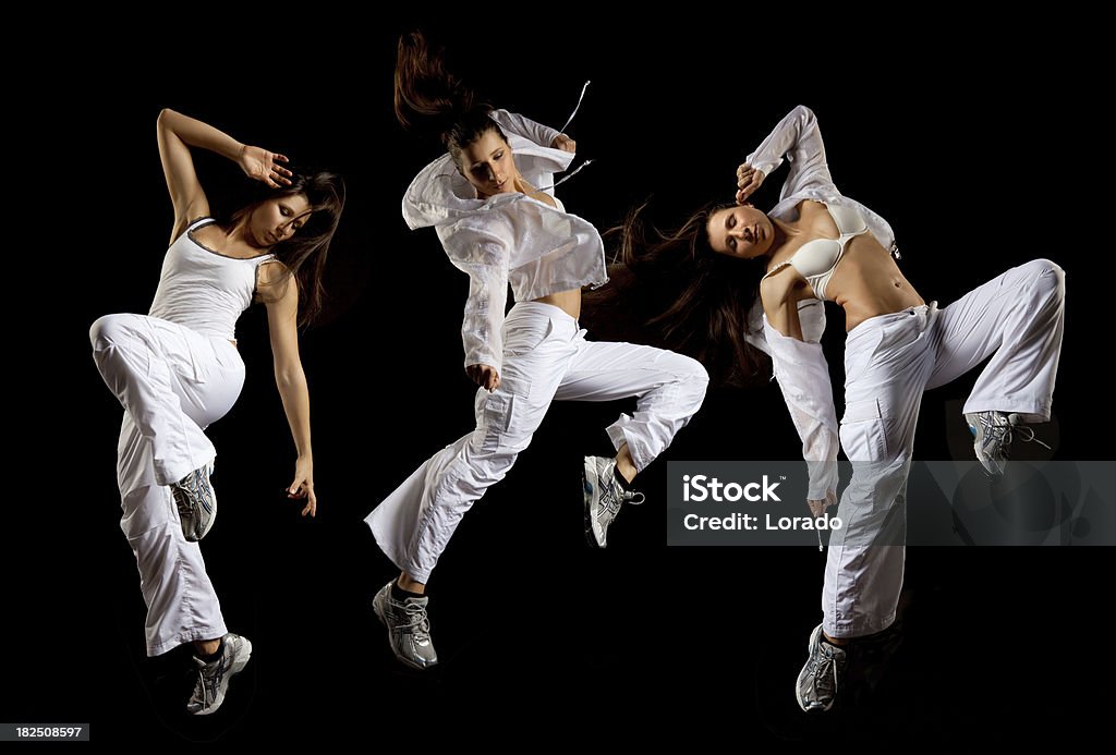 Jeune femme danse - Photo de Danse moderne libre de droits