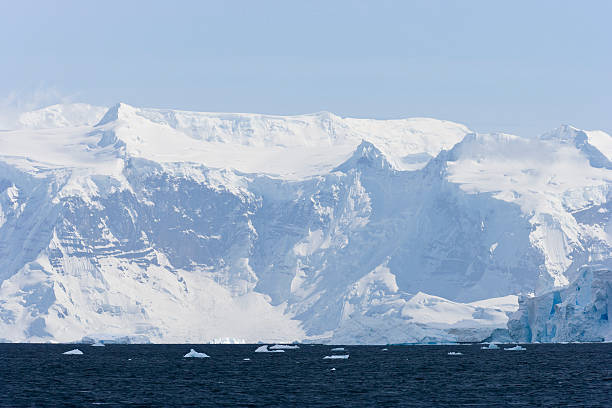 istock Icy Blue Glacial Mountains 182509624