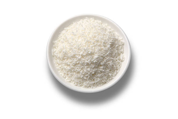 aromatizzanti: frammenti di cocco - powdered coconut foto e immagini stock