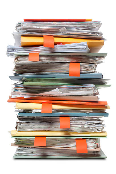 as pastas de ficheiros - stack paperwork paper document imagens e fotografias de stock