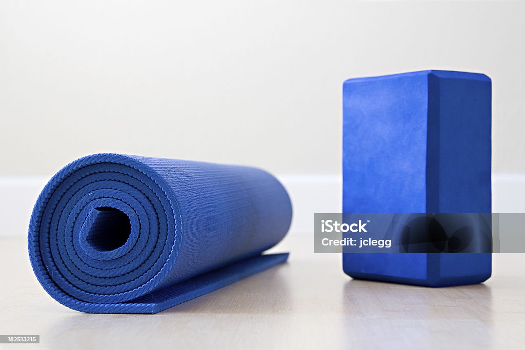 Yoga Mat And Block Stock Photo - Download Image Now - Exercise Mat, Foam -  Material, Bamboo - Material - iStock