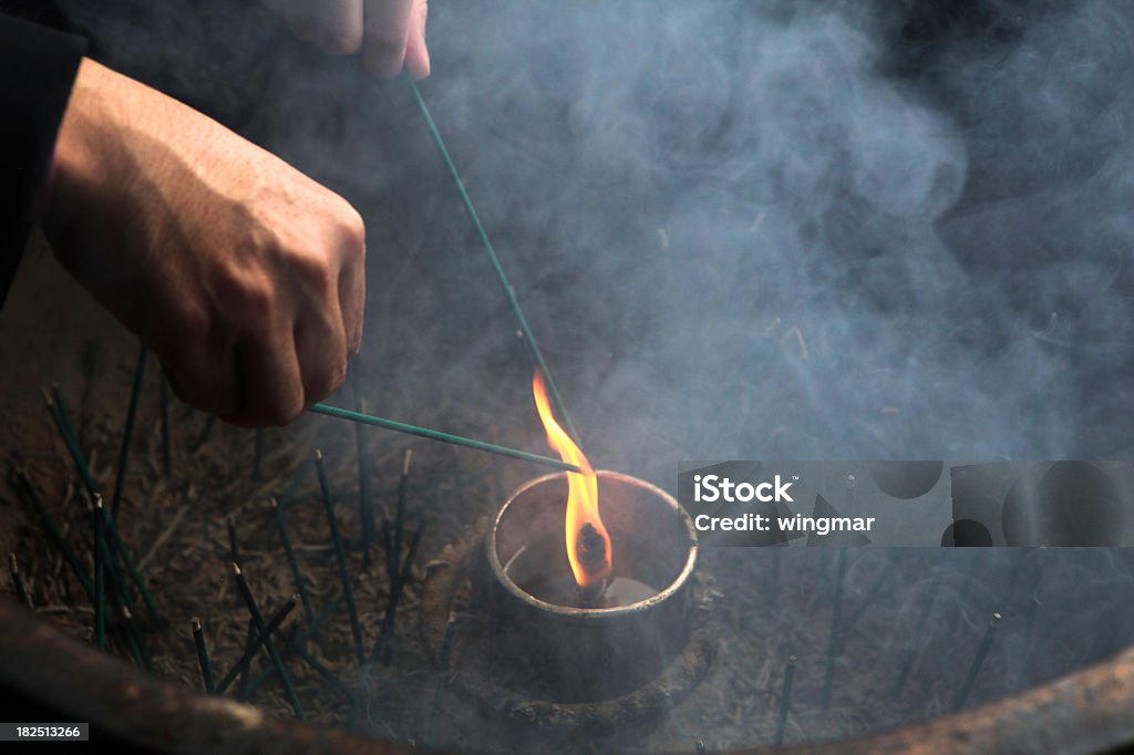 Зажигать Благовоние stick - Стоковые фото Азиатская культура роялти-фри
