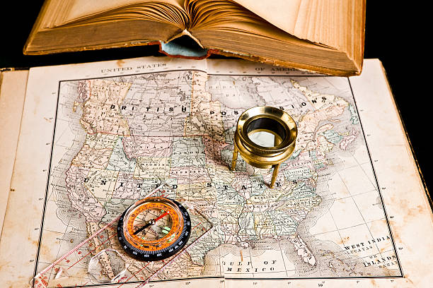 istock Old Map Of United States In Library 182514302