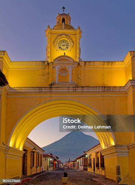 Santa Cantalina Arch Stock Photo - Download Image Now - Agua Volcano, Ancient, Antigua - Western Guatemala