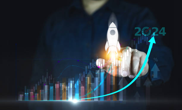 istock Business people showing business target planning development leadership and customer target group, investment growth and success development, achievement, goal, strategy, finance. 1825573426