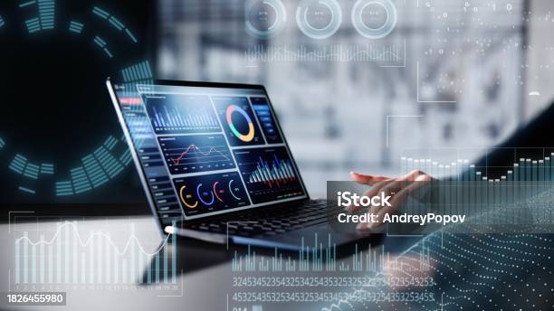 Istock Data Data Analyst Using Data Analytics Kpi Stock Photo - Download Image Now ...
