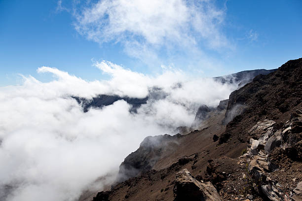 화산 피크 크레이터 풍경 - haleakala national park badlands maui extreme terrain 뉴스 사진 이미지